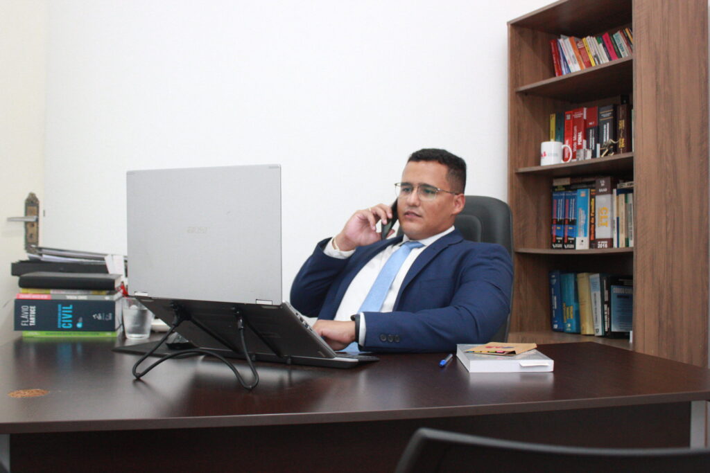 Dr. Elias Ramiro Jr.