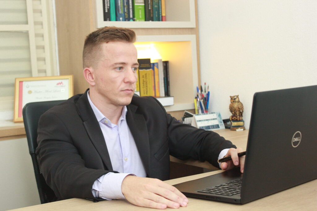 Dr. Marcelo Mesquita Jr.